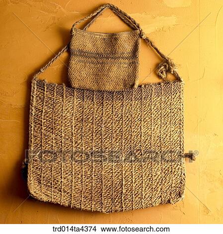 Picture - mesh bag, antique, lifestyle object, folk, Korean tradition, tradition, Korea. Fotosearch
