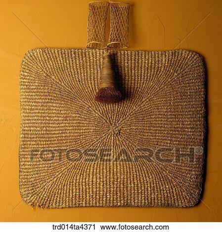 Stock Image - straw mat, antique, lifestyle object, folk, Korean tradition, tradition, Korea. Fotosearch