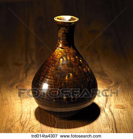 Stock Photo - wine and rice cake, antique, lifestyle object, folk, Korean tradition, tradition, Korea. Fotosearch