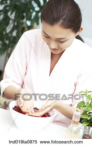 woman washing her face View Large Photo Image Stock Photography - woman washing her face. Fotosearch