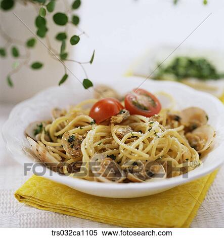 Stock Photography - Western food, dish, food, seafood, spaghetti, shell, seashell. Fotosearch