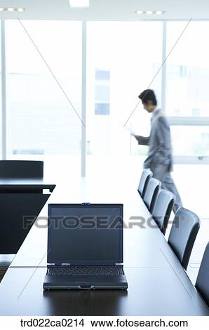 Picture - oneperson, person, people, onepersononly. Fotosearch