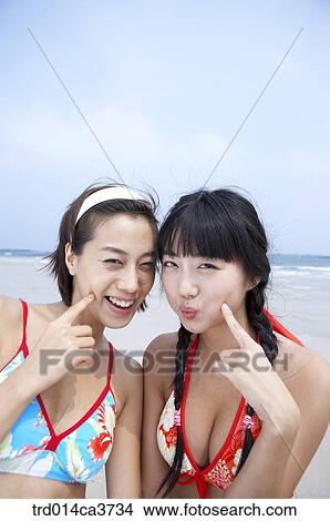 Picture - person, people, oriental, orientals, orientalpeople, woman. Fotosearch