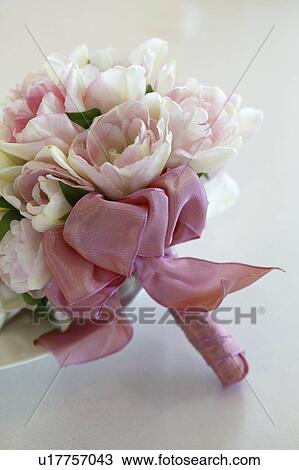 Stock Image - Bouquet of pink flowers. Fotosearch