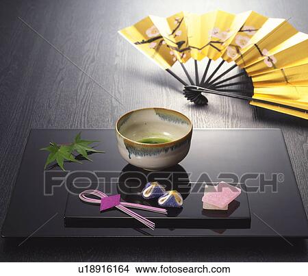 Picture - Green tea and Japanese sweets. Fotosearch