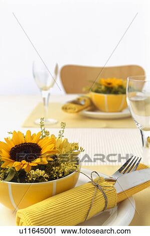 Floral table place setting View Large Photo Image Stock Image - Floral table place setting. Fotosearch