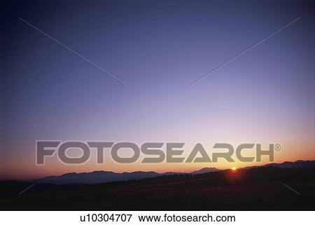 Sunset Over a Mountain Range. Kirigamine, Japan View Large Photo Image Stock Photo - Sunset Over a Mountain Range. Kirigamine, Japan. Fotosearch