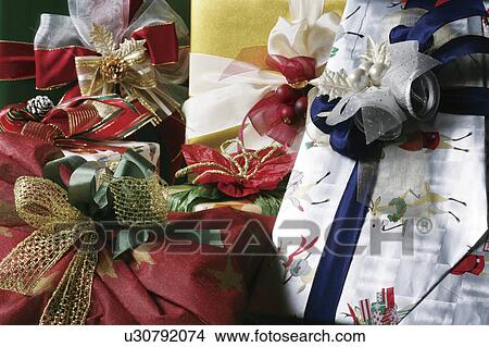Picture - Christmas present. Fotosearch