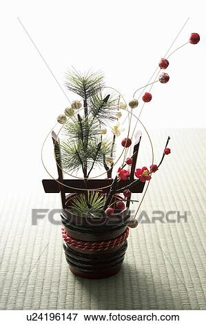 Stock Photo - Kadomatsu. Fotosearch