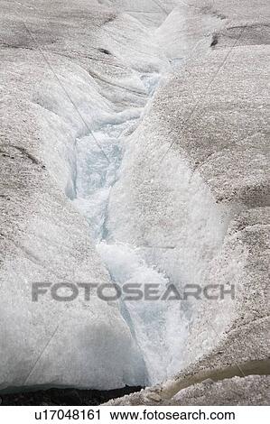Stock Image - Athabasca Glacier, Jasper National Park, Alberta, Canada. Fotosearch