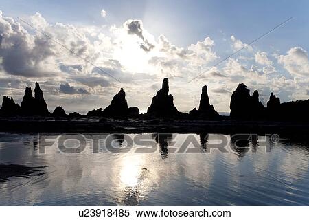 Hashikuiiwa at sunrise View Large Photo Image Stock Photography - Hashikuiiwa at sunrise. Fotosearch