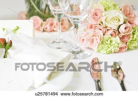 Picture - Table setting. Fotosearch