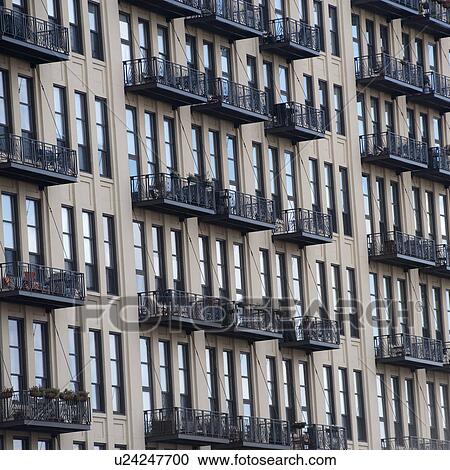 Stock Image - Chicago Building. Fotosearch