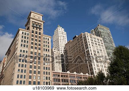 Stock Photo - Chicago Cityscape. Fotosearch