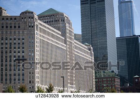 Stock Photo - Chicago, Merchandise Mart. Fotosearch