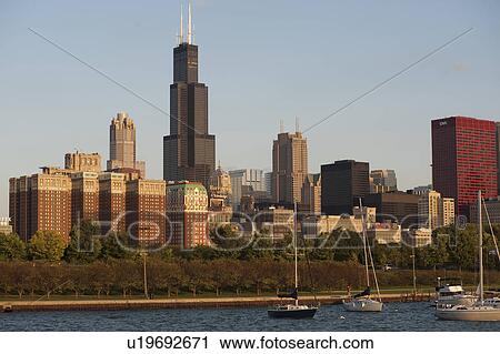 Stock Image - Chicago Skyline and boats on Lake Michigan. Fotosearch