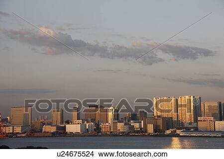 Picture - Cityscape of Shinagawa, Tokyo Prefecture, Honshu, Japan. Fotosearch