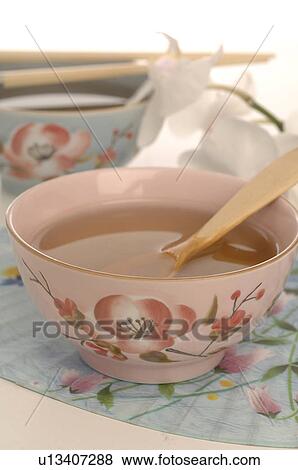Stock Photo - Asiatischer Tee. Fotosearch