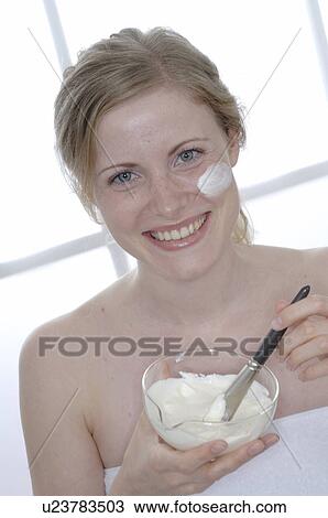 Stock Image - Beauty recipe - curd mask with honey. Fotosearch