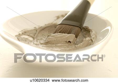 Picture - Dead Sea facial mask. Fotosearch