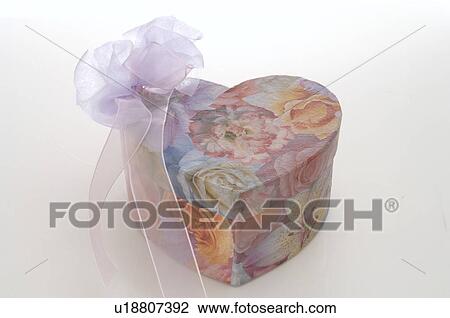 Stock Image - Heartshape gift box. Fotosearch