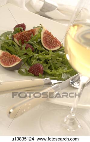 Picture - Salad with figs. Fotosearch