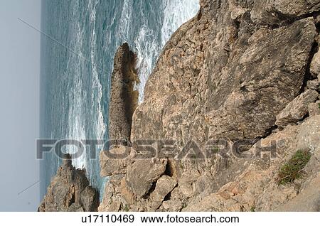 Stock Photo - Sea and rocks. Fotosearch