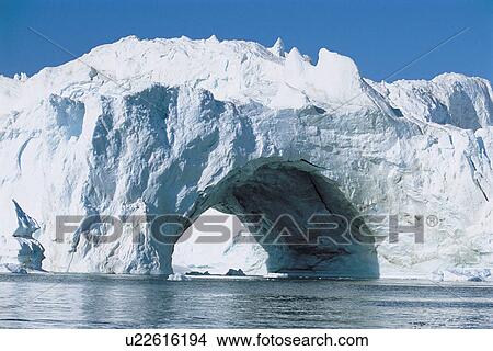 Picture - Archway made of Ice. Fotosearch