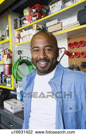 Stock Image - Auto Mechanic. Fotosearch