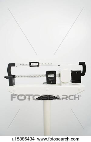Picture - Weight Scale, high section. Fotosearch