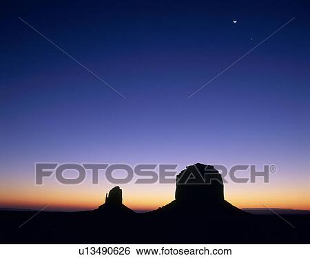 Stock Photograph - Monument Valley, Arizona, USA. Fotosearch