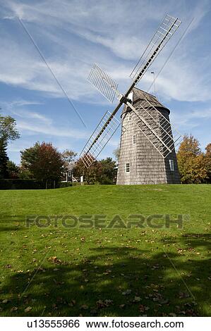 Stock Photograph - Hook Windmill, The Hamptons, New York. Fotosearch