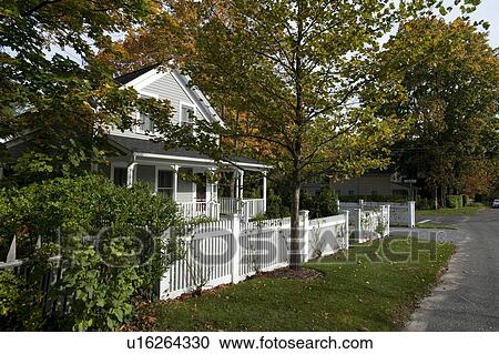 House in The Hamptons View Large Photo Image Stock Image - House in The Hamptons. Fotosearch
