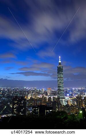 Picture - Taiwan, Taipei, Xinyi Commercial Center, Taipei 101. Fotosearch