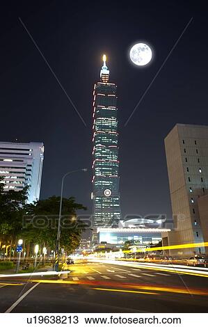 Stock Image - Taiwan, Taipei, Xinyi Commercial Center, Taipei 101. Fotosearch