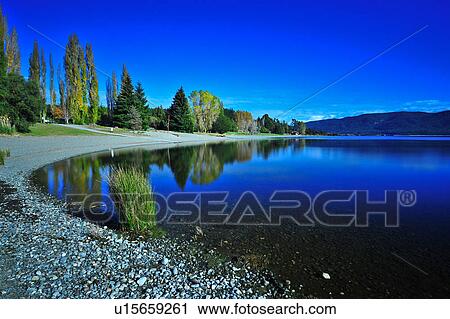 Te Anau, South Island New Zealand View Large Photo Image Stock Image - Te Anau, South Island New Zealand. Fotosearch