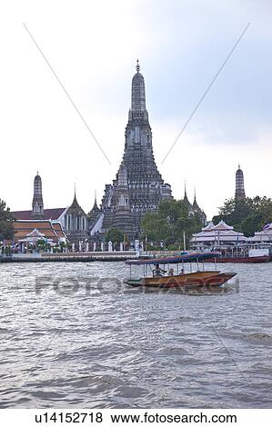Stock Photo - Thailand, Bangkok, Chao Praya river, Wat Arun,. Fotosearch