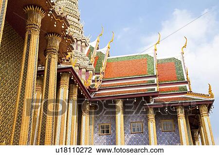 Stock Image - Thailand, Bangkok, Grand Palais, Wat Phra Kaeo, Prasat Phra Debidorn. Fotosearch