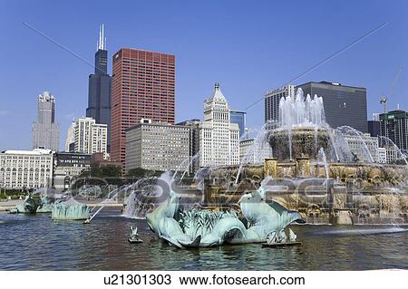 Stock Image - Buckingham Fountain. Fotosearch