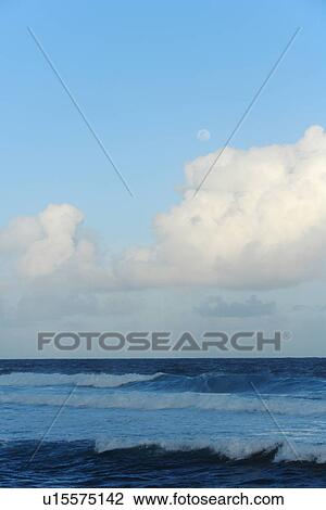 Stock Image - Seascape, Hawaii, USA. Fotosearch