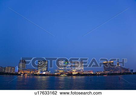 Stock Image - Tokyo Bay and Odaiba. Fotosearch