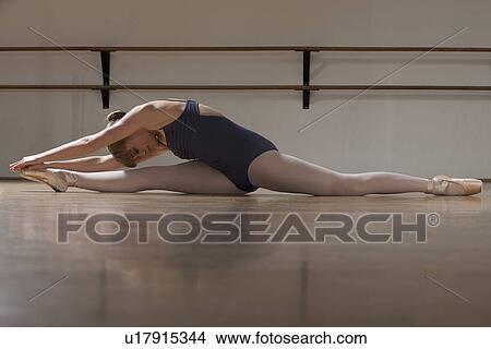 Picture - Dancer stretching. Fotosearch