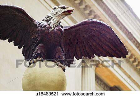 Stock Image - Eagle statue at Grand Central Station. Fotosearch