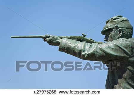 Stock Photo - Statue of a union soldier at Vicksburg National Military Park. Fotosearch