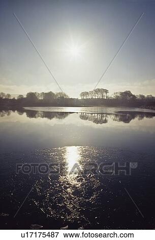 Stock Photo - Co Wicklow, Roundwood, Vartry Reservoir. Fotosearch