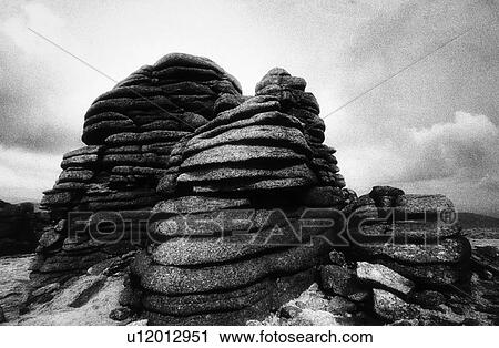 Stock Image - Mourne Mountains, Co Down, Northern Ireland, Slieve Binnian. Fotosearch