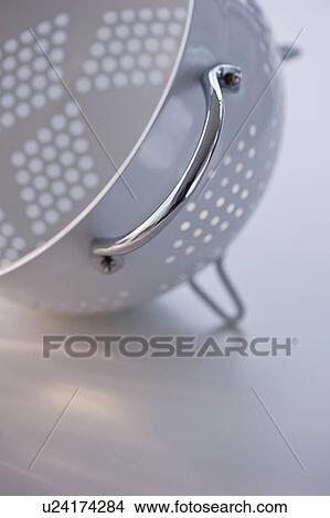 Picture - Colander. Fotosearch