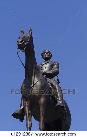 Stock Photo - Monument at Gettysburg National Military Park. Fotosearch