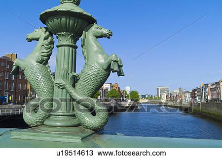 Stock Image - Seahorse statues on Grattan bridge over the river liffey. Fotosearch