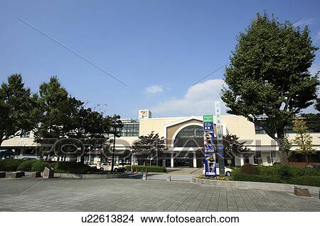 Jr Maebashi Station Southern Entrance View Large Photo Image Picture - Jr Maebashi Station Southern Entrance. Fotosearch